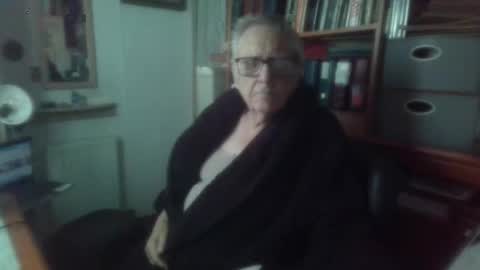 Snapshot of tantric43 chatting on April 30, 10:10 am alex tanner online show from April 30, 10:10 am