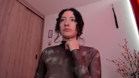 Snapshot of tanya_worldbondage chatting on December 5, 12:55 pm tanya online show from December 5, 12:55 pm