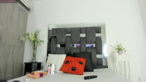 Tanya online show from January 9, 1:35 pm