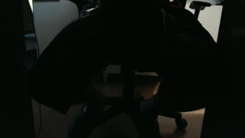 Snapshot of tap_b chatting on April 27, 7:01 pm Patrick online show from April 27, 7:01 pm