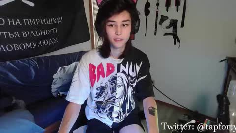 tap_forty online show from November 10, 9:25 pm