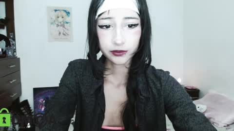 Snapshot of tara_tetsu chatting on February 5, 10:33 pm xemy Please help me to reach 1000 thumbs up online show from February 5, 10:33 pm