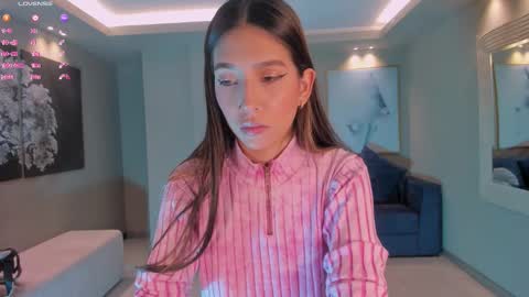 Tara Lawrence online show from October 18, 4:48 am