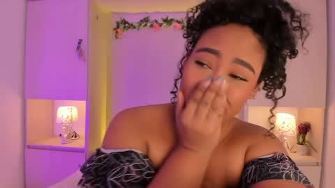  T A R A  online show from April 25, 4:37 am