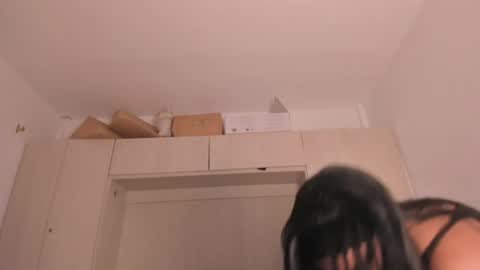 Snapshot of tarawiilson_ chatting on June 30, 8:10 pm T A R A online show from June 30, 8:10 pm