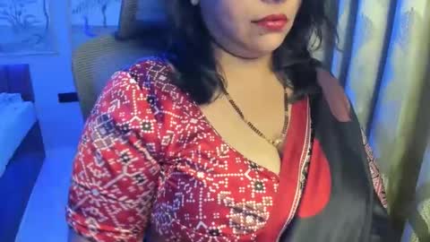 Snapshot of tarivishu23 chatting on May 18, 4:07 am tarivishu23 online show from May 18, 4:07 am