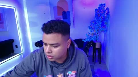 Tarly  Who  online show from May 7, 11:26 am