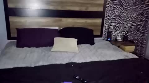 tarzansheadqueen online show from September 10, 7:52 am