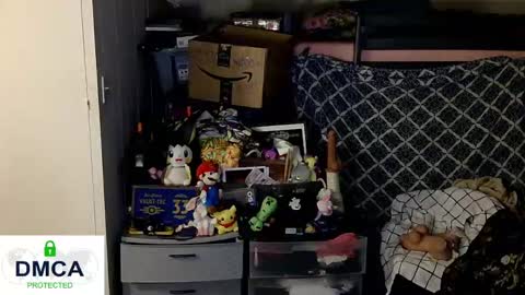 Snapshot of tashakai chatting on January 23, 3:32 pm TashaKai online show from January 23, 3:32 pm