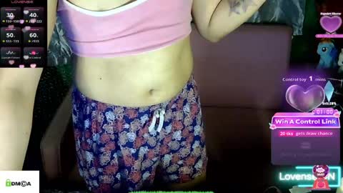 TashaKai online show from April 24, 2:08 pm