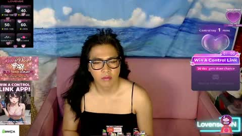 Snapshot of tashakai chatting on May 17, 1:03 am TashaKai online show from May 17, 1:03 am