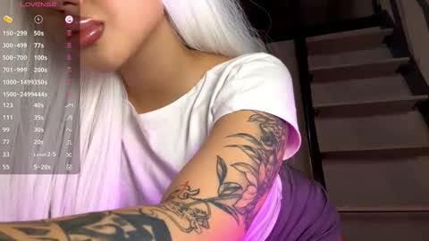 Viola online show from January 13, 6:24 pm