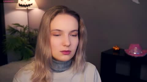 Your Ressie online show from November 5, 7:30 am