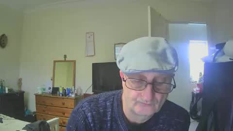 Tas online show from February 15, 10:58 am