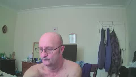 Tas online show from March 5, 8:54 am