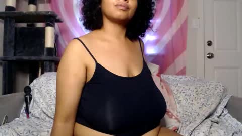 Tastee Kitty online show from November 1, 12:12 am