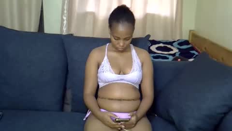 tastie_t online show from January 6, 10:08 am