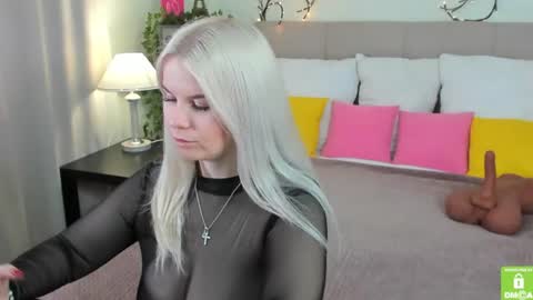 Snapshot of tasty__booty chatting on July 26, 3:04 am Ann online show from July 26, 3:04 am