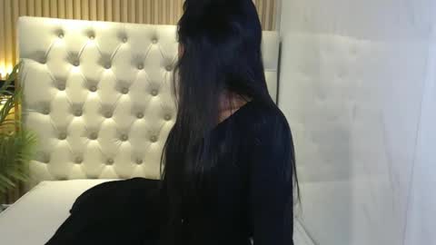 Snapshot of tasty_hazel chatting on October 26, 6:47 pm HAZEL online show from October 26, 6:47 pm