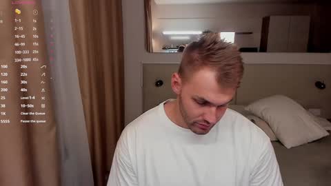 Snapshot of tasty_justin chatting on December 30, 7:00 pm My shows 2100500 UTC3 online show from December 30, 7:00 pm