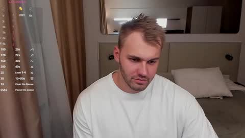 Snapshot of tasty_justin chatting on January 5, 9:25 pm My shows 2100500 UTC3 online show from January 5, 9:25 pm