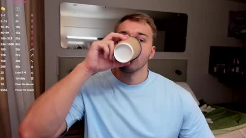 Snapshot of tasty_justin chatting on January 9, 9:16 pm My shows 2100500 UTC3 online show from January 9, 9:16 pm