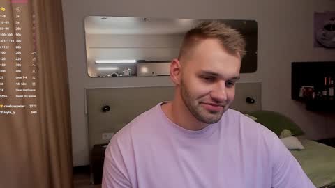 Snapshot of tasty_justin chatting on January 23, 3:48 am My shows 2100500 UTC3 online show from January 23, 3:48 am