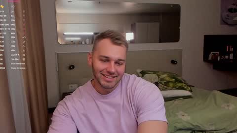 Snapshot of tasty_justin chatting on January 25, 4:02 am My shows 2100500 UTC3 online show from January 25, 4:02 am