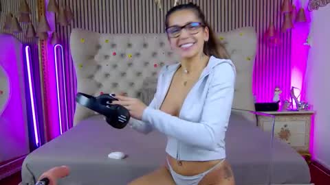 Snapshot of tastypatricia chatting on October 20, 6:58 am TastyPatricia online show from October 20, 6:58 am