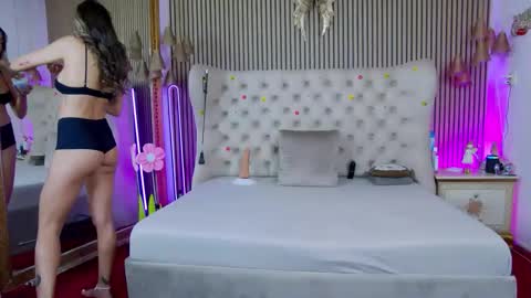 Snapshot of tastypatricia chatting on May 26, 1:40 pm TastyPatricia online show from May 26, 1:40 pm