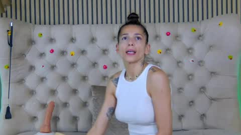 Snapshot of tastypatricia chatting on June 21, 11:13 am TastyPatricia online show from June 21, 11:13 am