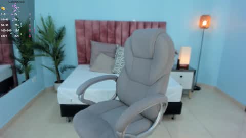 Tati Saldarriaga online show from March 11, 4:13 pm