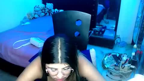 Snapshot of tatiana499 chatting on March 10, 1:12 am Tatiana online show from March 10, 1:12 am