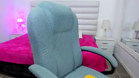 tatiana_arboleda online show from September 17, 3:14 pm