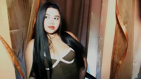 Snapshot of tatiana_celesty27 chatting on June 16, 7:38 pm tatiana_celesty27 online show from June 16, 7:38 pm