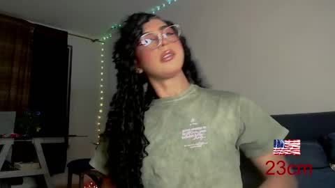 Snapshot of tatiana_hunter chatting on May 9, 7:35 am tatiana_hunter online show from May 9, 7:35 am
