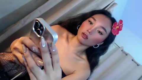 ANDREA online show from April 30, 2:01 pm