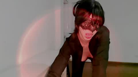 Snapshot of tatianaaah chatting on April 4, 10:18 pm Morgan online show from April 4, 10:18 pm