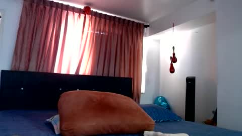 Snapshot of tatianagiraldo12 chatting on June 11, 9:02 pm tatiana giraldo online show from June 11, 9:02 pm