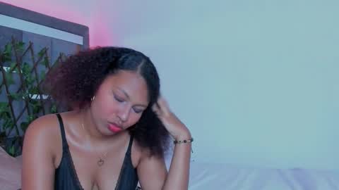 tatianasquirthot online show from March 3, 7:20 pm