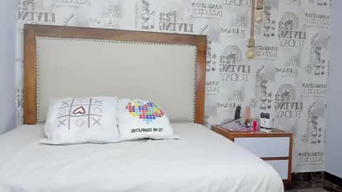 Snapshot of tatigold2 chatting on January 7, 10:41 pm T A T I online show from January 7, 10:41 pm