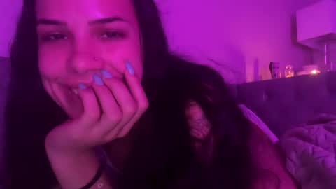 Snapshot of tatinova chatting on June 30, 6:58 am rafaella online show from June 30, 6:58 am