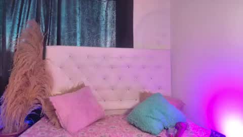 Snapshot of tatixxxvega chatting on June 17, 7:26 pm tatix online show from June 17, 7:26 pm