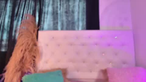 Snapshot of tatixxxvega chatting on June 18, 6:56 pm tatix online show from June 18, 6:56 pm