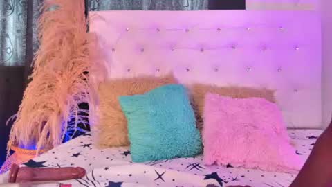 Snapshot of tatixxxvega chatting on August 5, 6:55 pm tatix online show from August 5, 6:55 pm