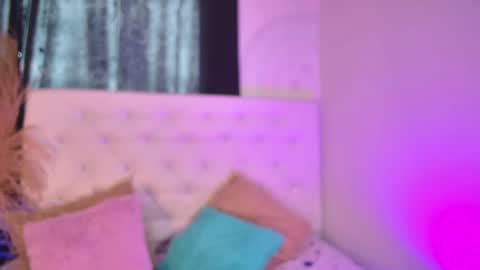 Snapshot of tatixxxvega chatting on August 6, 6:54 pm tatix online show from August 6, 6:54 pm