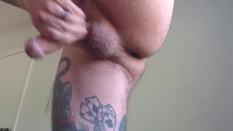 Snapshot of tatt8666 chatting on April 17, 1:47 pm Evee Jaxx online show from April 17, 1:47 pm