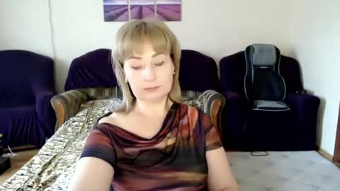 Snapshot of tattease chatting on June 20, 11:24 am Tattease online show from June 20, 11:24 am
