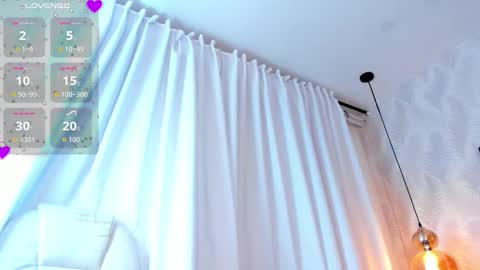 Snapshot of tattofoxx__ chatting on October 31, 1:01 pm Tatto Fox online show from October 31, 1:01 pm