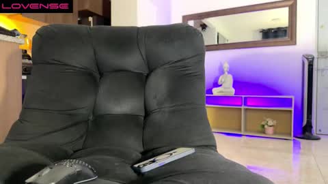 Jonathan  Juan online show from November 27, 8:38 am